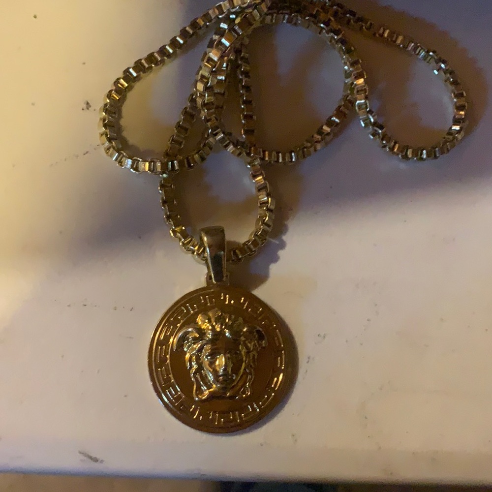 Medusa head Versace pendant